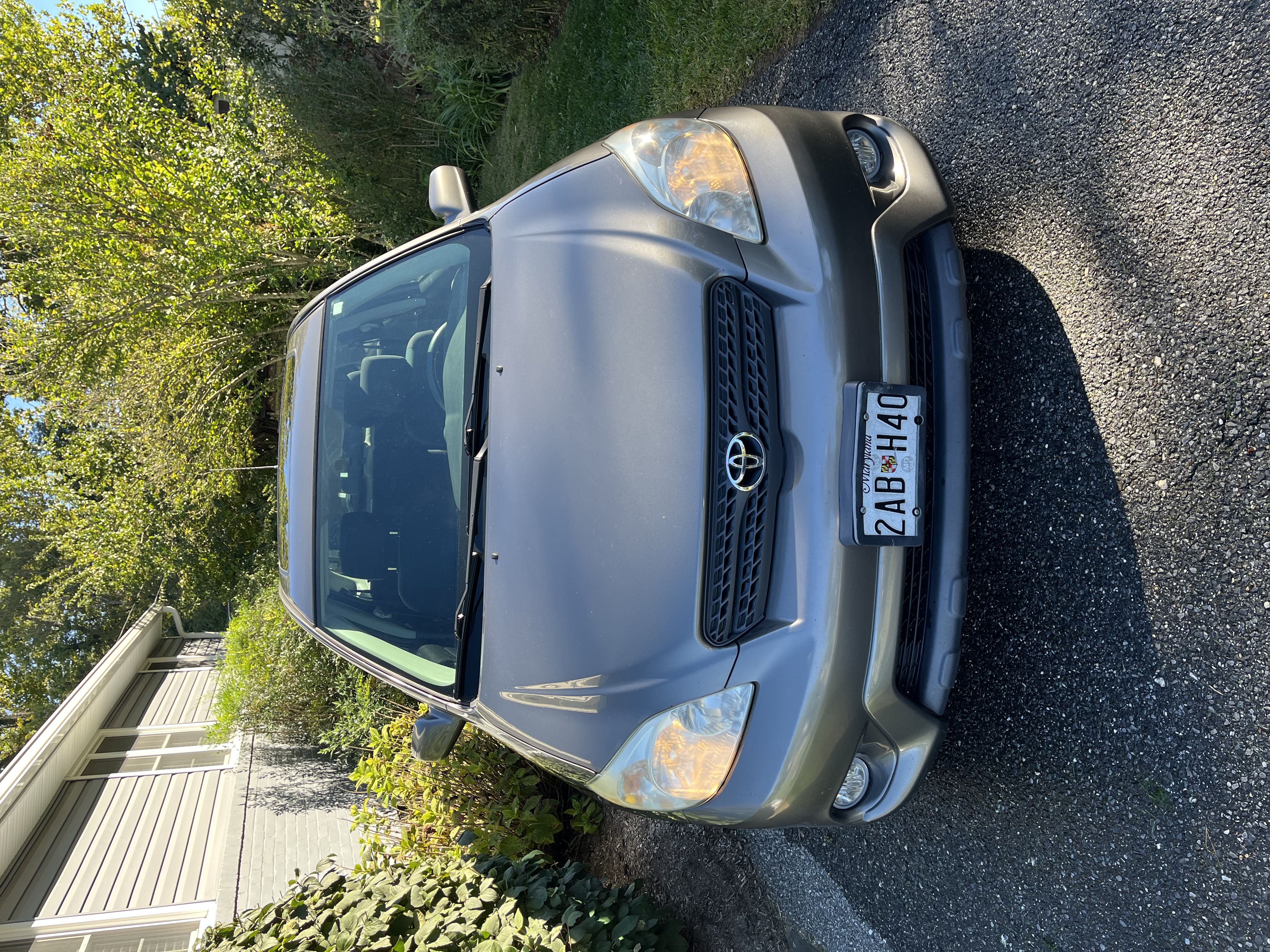 Used 2005 Toyota Matrix XR FWD image 10