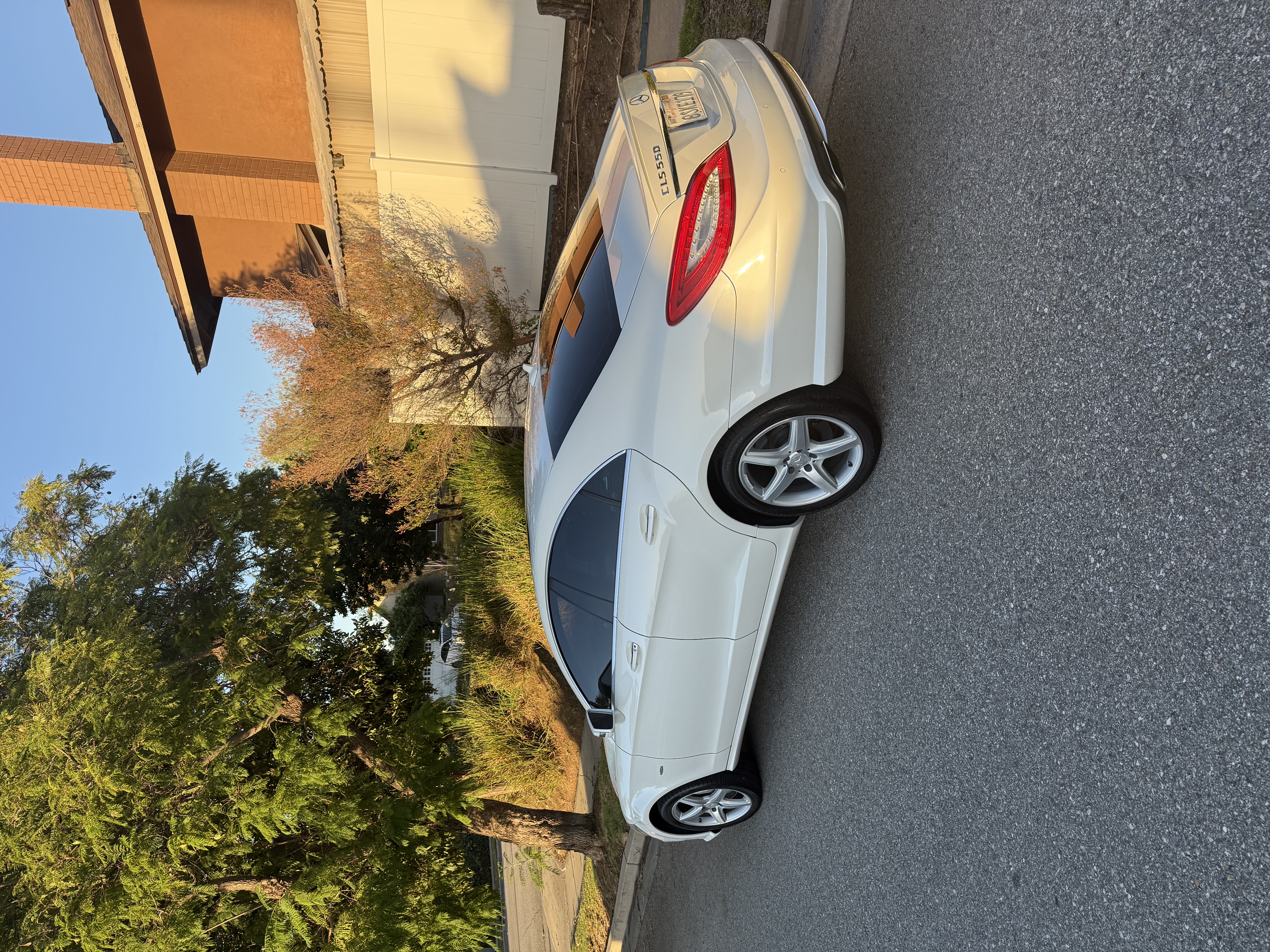 Used 2012 Mercedes-Benz CLS 550 image 9