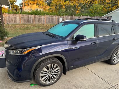 Used 2021 Toyota Highlander Platinum