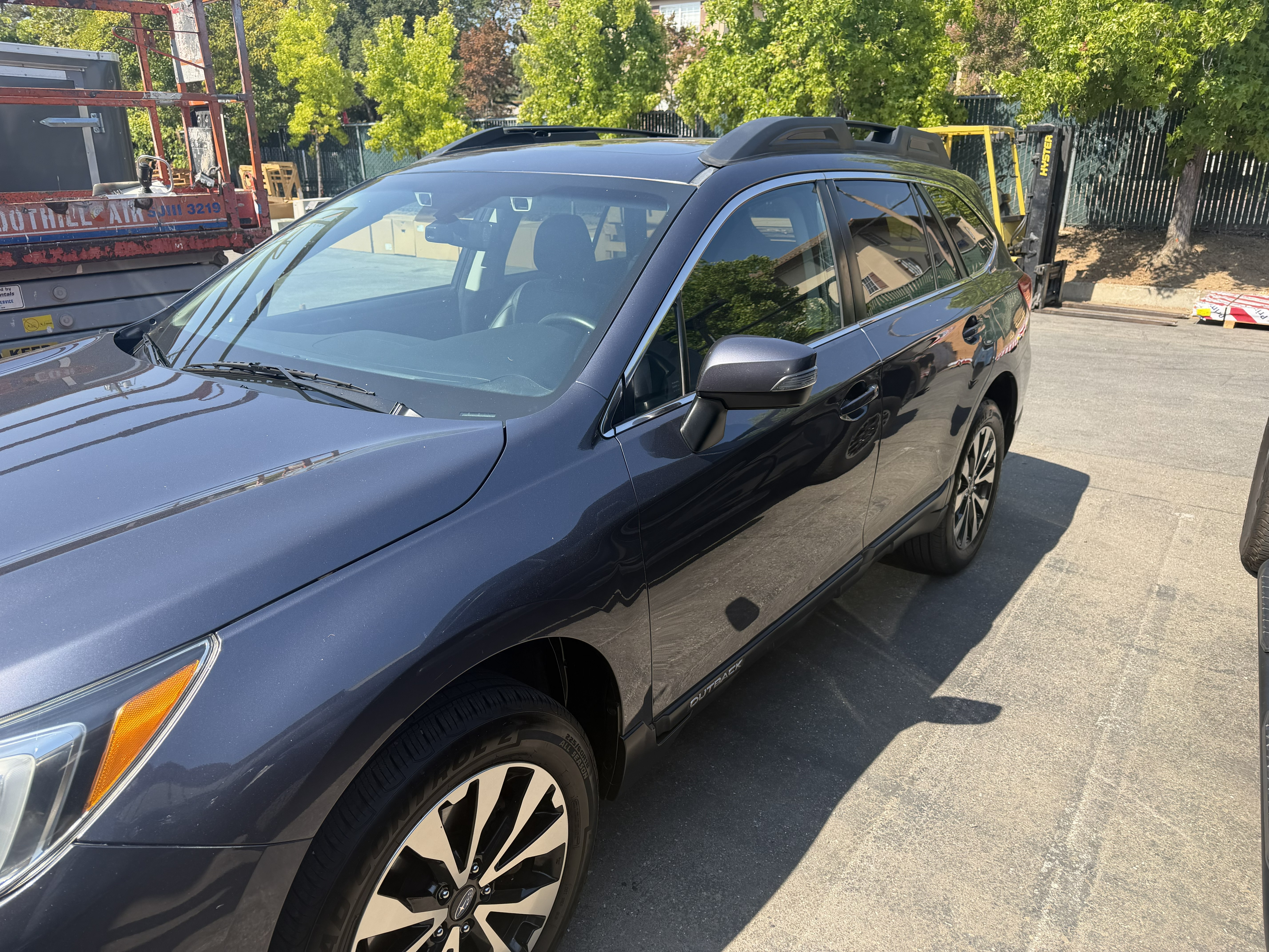 Used 2017 Subaru Outback 3.6R Limited AWD/4WD image 4