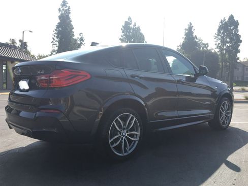 Used 2017 BMW X4 xDrive28i image 4