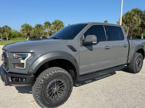 Used 2020 Ford F150 Raptor w/ Equipment Group 802A Luxury AWD/4WD image 1