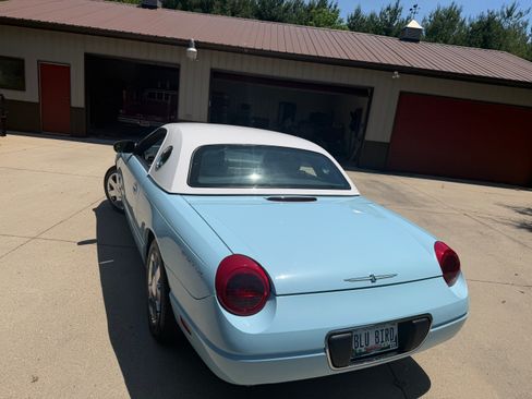 Used 2003 Ford Thunderbird RWD image 5