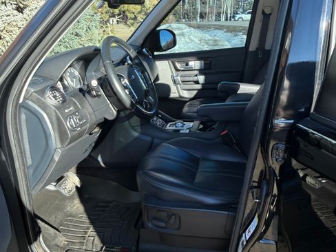 Used 2016 Land Rover LR4 HSE image 11