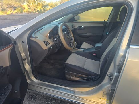 Used 2010 Chevrolet Malibu LT w/ Power Convenience Package image 6