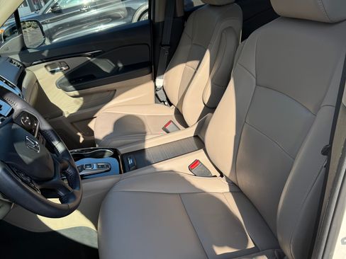 Used 2019 Honda Pilot Touring image 31