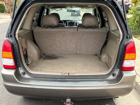 Used 2003 MAZDA Tribute ES image 9