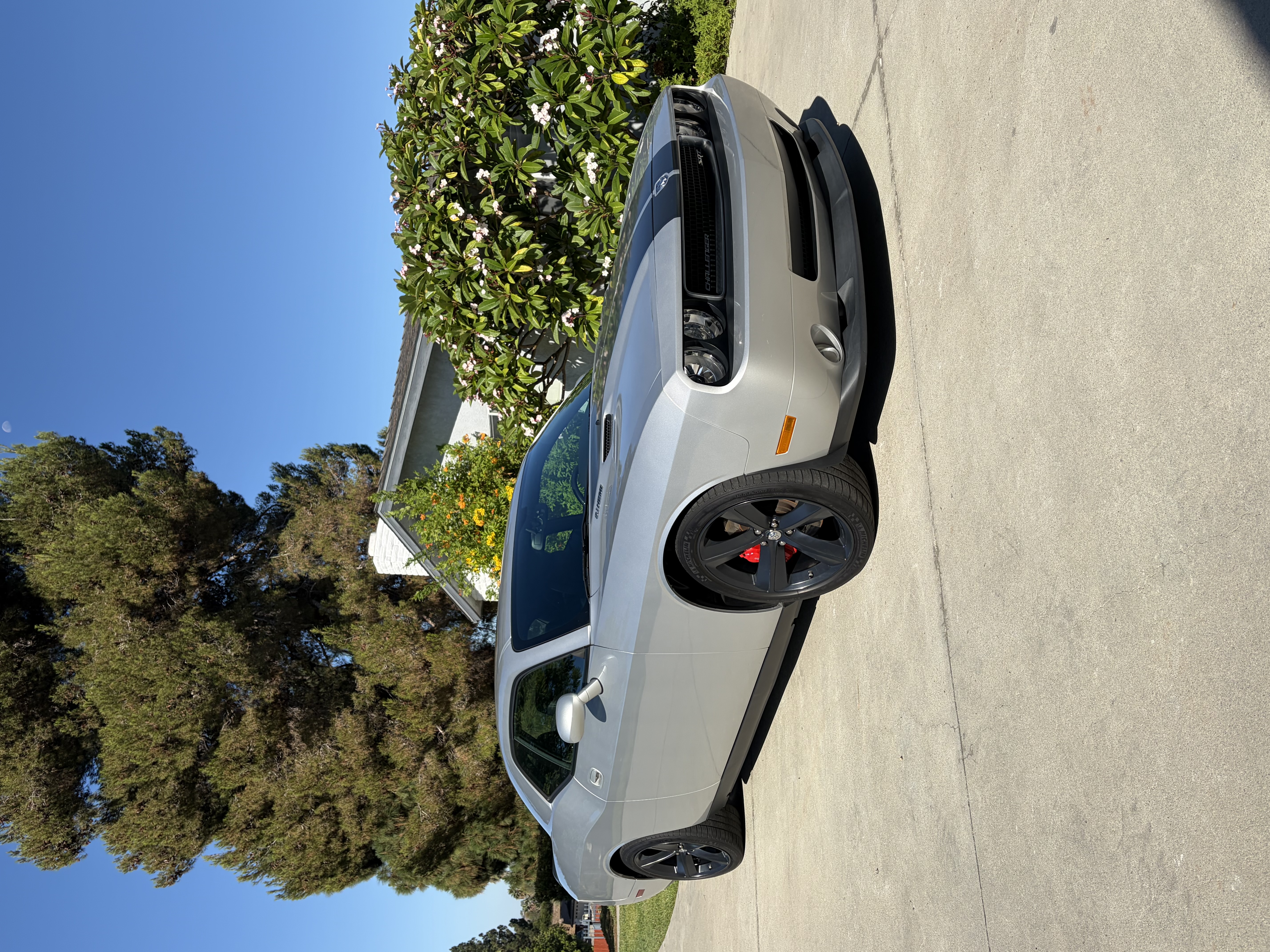 Used 2010 Dodge Challenger SRT8 w/ SRT Option Group II RWD image 2