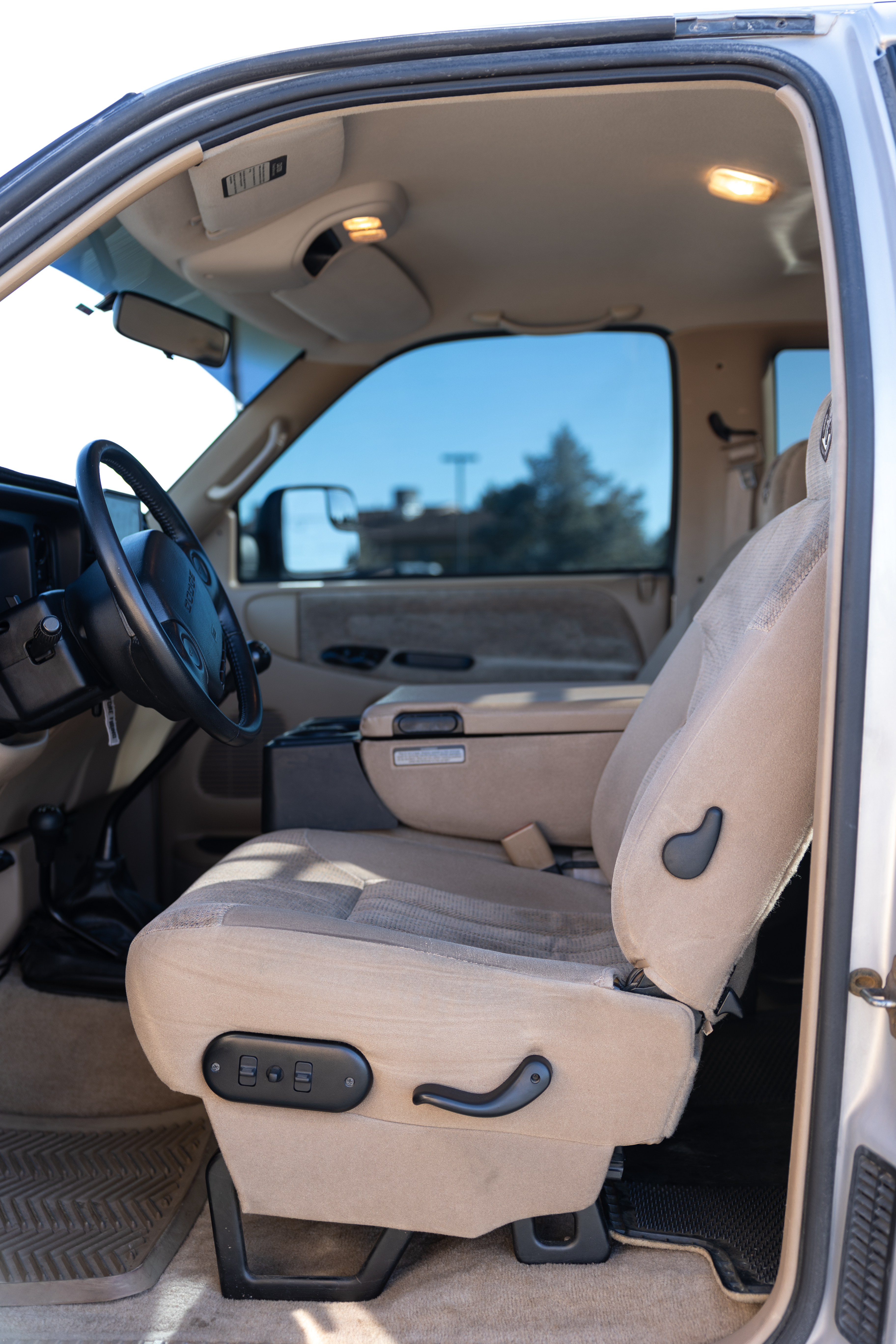 Used 1997 Dodge Ram 2500 Truck 4x4 Club Cab image 11