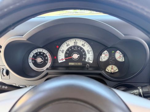 Used 2008 Toyota FJ Cruiser 4WD image 18