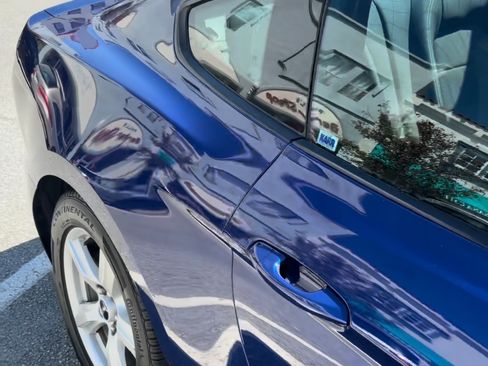 Used 2015 Ford Mustang Coupe RWD image 12