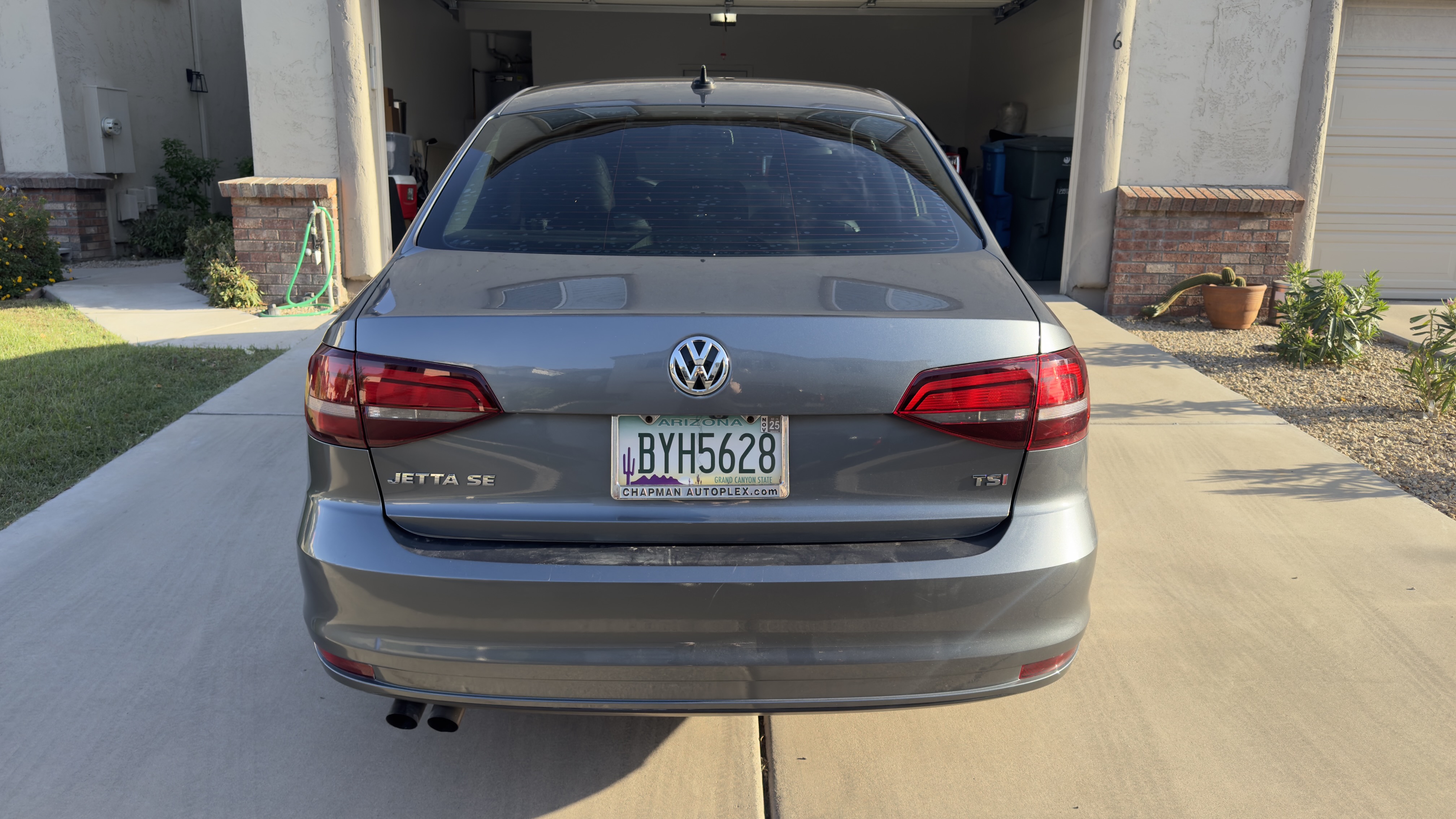 Used 2017 Volkswagen Jetta SE FWD image 10