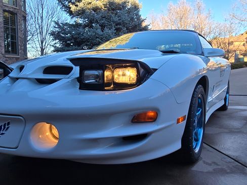Used 1999 Pontiac Firebird Trans Am image 11
