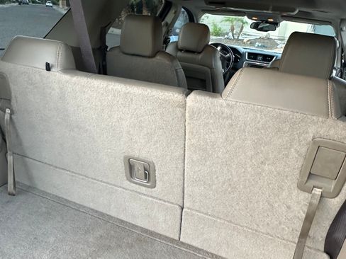 Used 2015 GMC Acadia Denali image 14