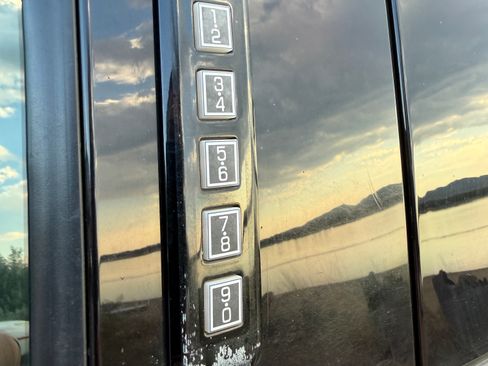Used 2021 Ford F150 Lariat w/ Equipment Group 502A High AWD/4WD image 13