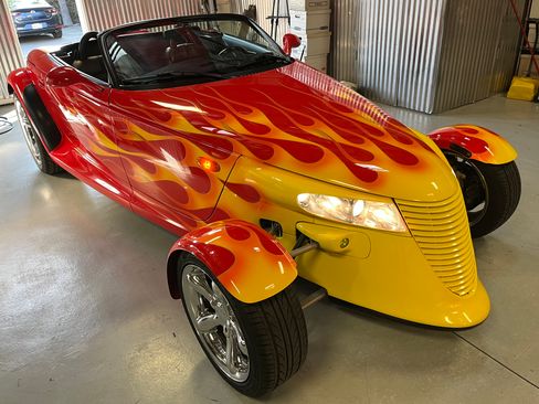 Used 1999 Plymouth Prowler image 4