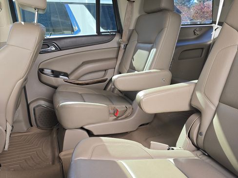 Used 2015 GMC Yukon SLT w/ Open Road Package image 16