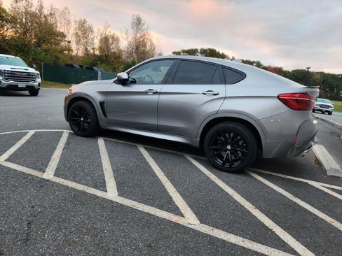 Used 2016 BMW X6 M image 10