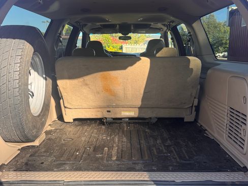 Used 2003 Ford Excursion Eddie Bauer image 20