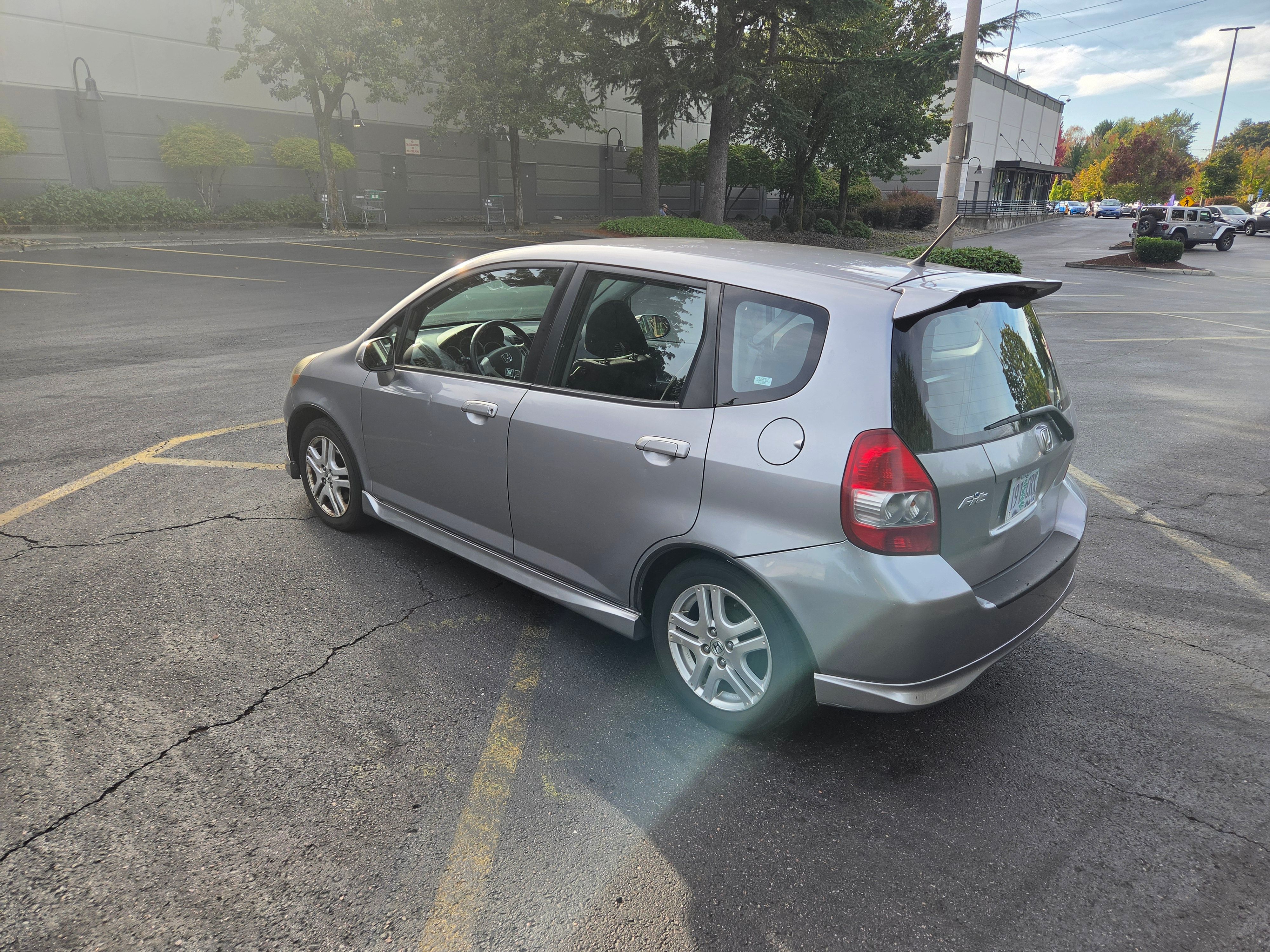 Used 2007 Honda Fit Sport image 4