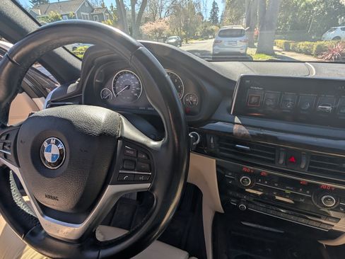 Used 2017 BMW X5 xDrive40e image 12