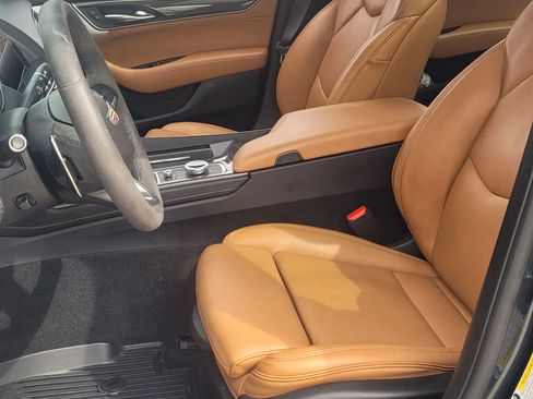 Used 2020 Cadillac CT5 V w/ Platinum Package image 10