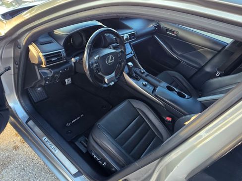 Used 2017 Lexus IS 200t F Sport image 5