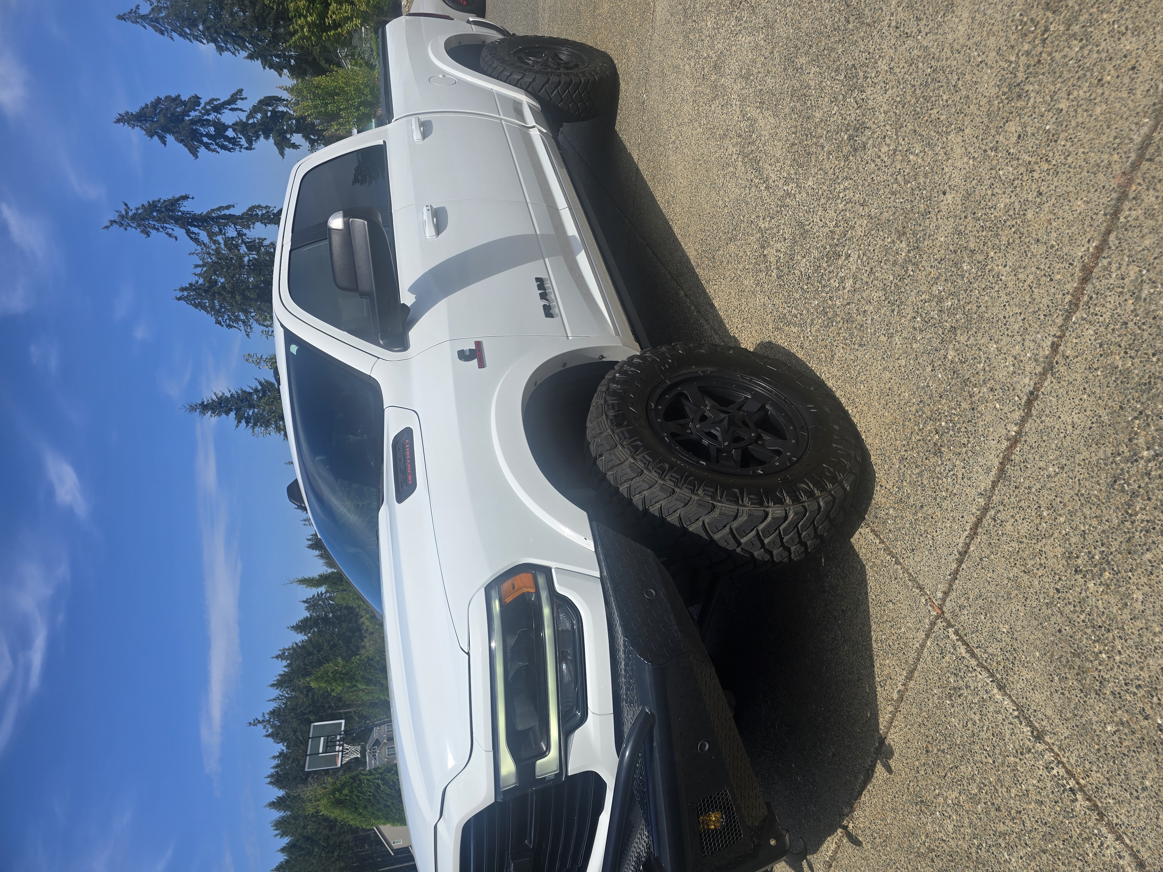 Used 2020 RAM 2500 Laramie AWD/4WD image 12