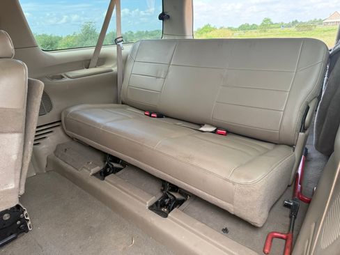 Used 2005 Ford Excursion Limited AWD/4WD image 11