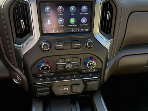 Used 2021 Chevrolet Silverado 1500 LTZ w/ LTZ Premium Package AWD/4WD image 21