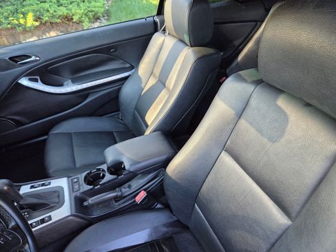 Used 2005 BMW 325Ci 325Ci Convertible 2D image 9