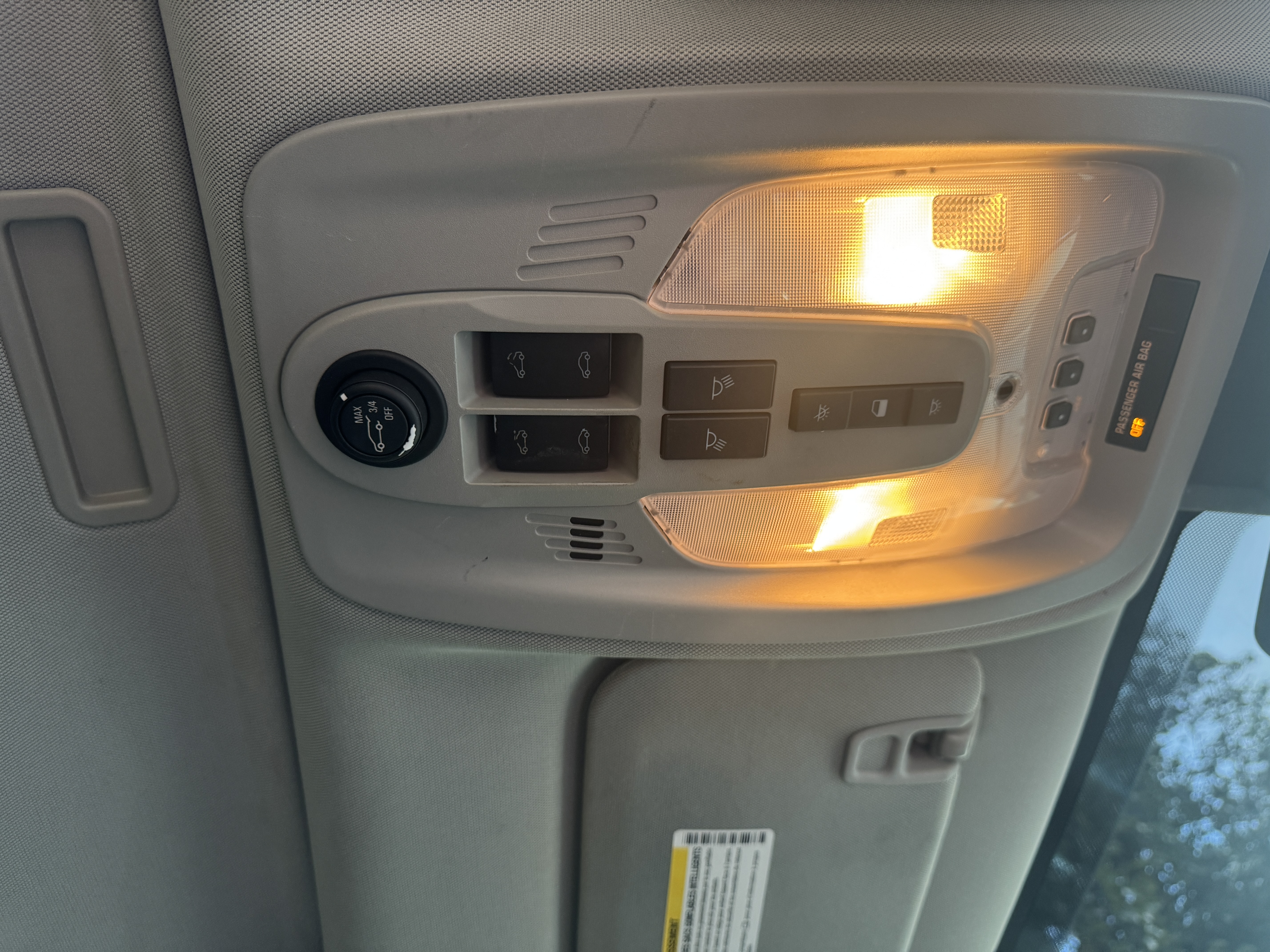 Used 2015 Chevrolet Equinox LTZ AWD/4WD image 19