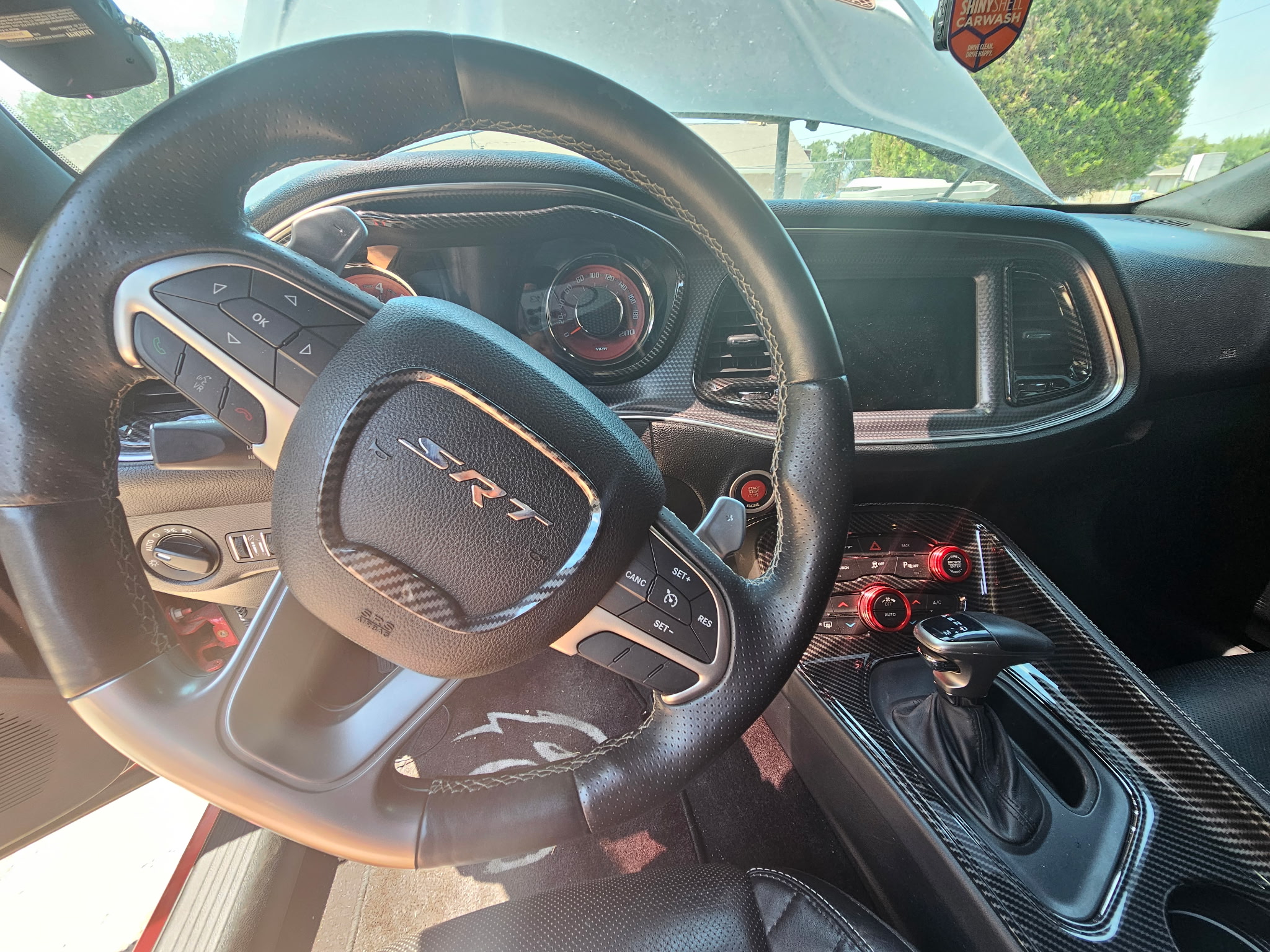 Used 2016 Dodge Challenger SRT Hellcat RWD image 2