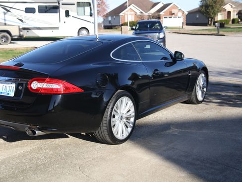 Used 2010 Jaguar XK Coupe RWD image 4