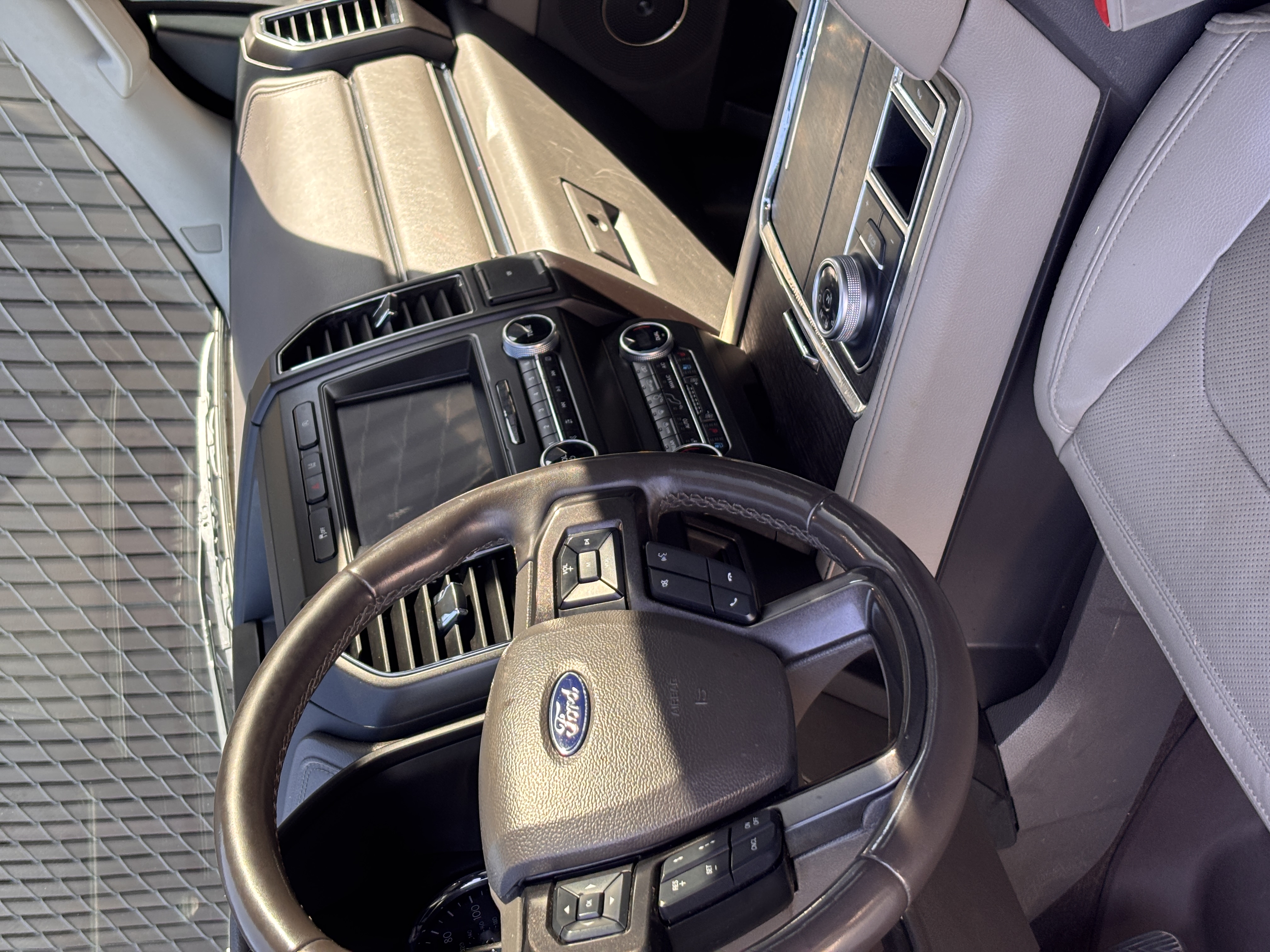 Used 2021 Ford Expedition Max Limited RWD image 6