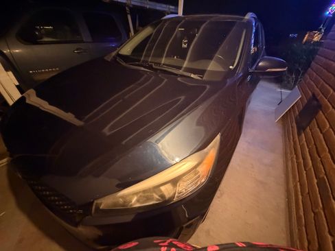 Used 2016 Kia Sorento LX w/ LX Convenience Package image 1