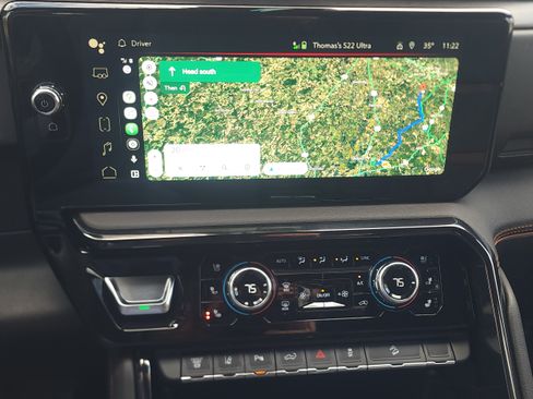 Used 2024 GMC Sierra 2500 AT4 w/ AT4 Premium Plus Package image 14