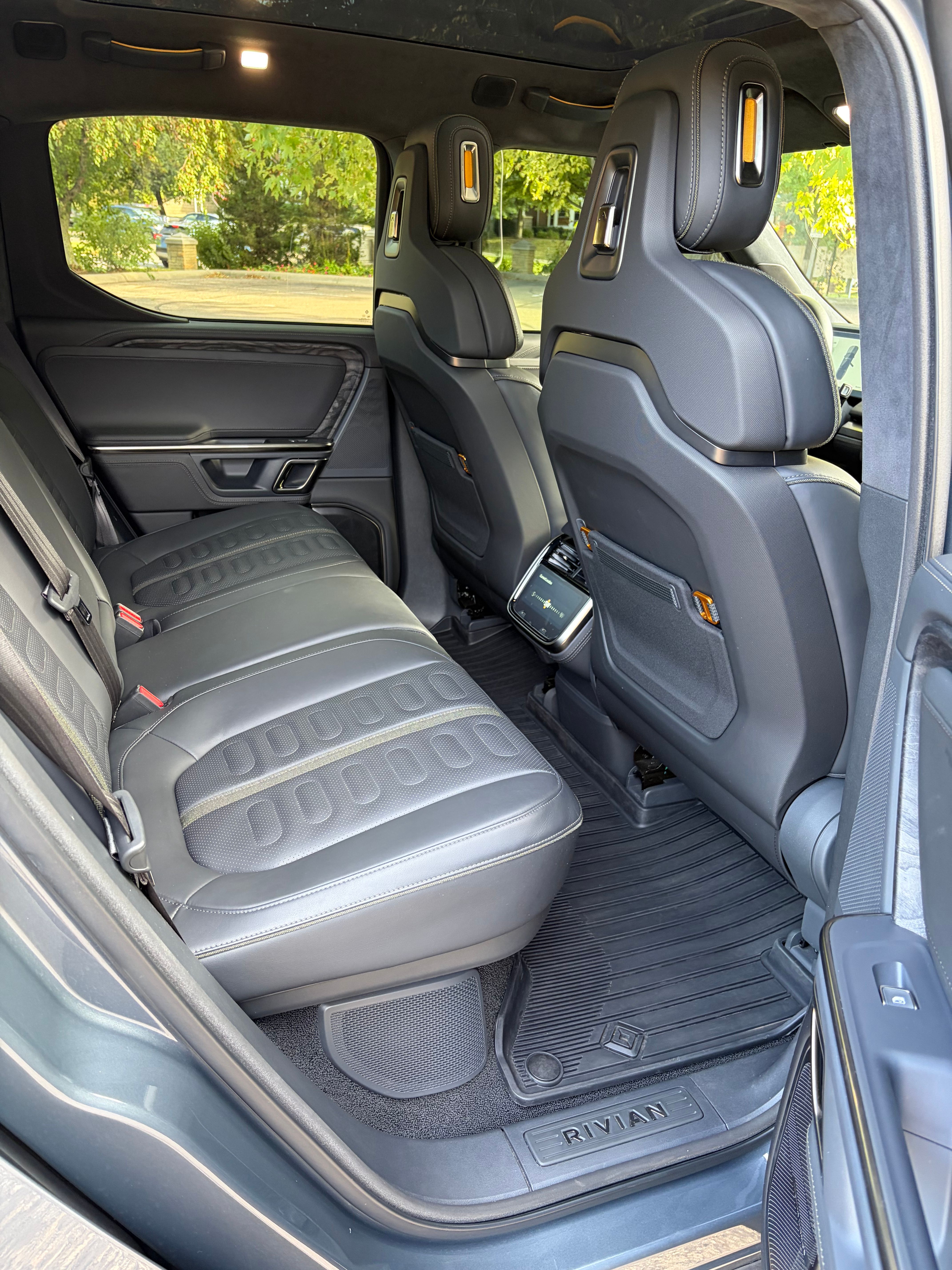 Used 2022 Rivian R1T Adventure AWD/4WD image 13