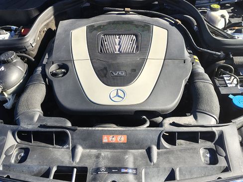 Used 2008 Mercedes-Benz C 300 Sedan image 14