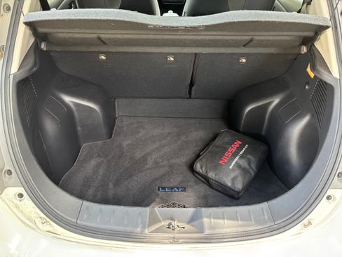 Used 2015 Nissan Leaf S w/ Charge Package image 11