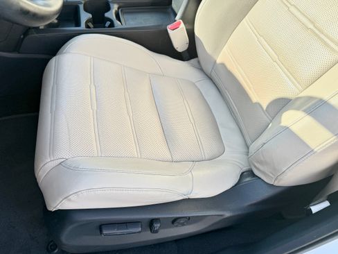 Used 2017 Honda CR-V EX-L image 15