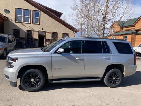 Used 2018 Chevrolet Tahoe LT image 1
