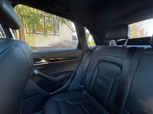 Used 2016 Audi Q3 2.0T Premium Plus w/ Technology Package image 10