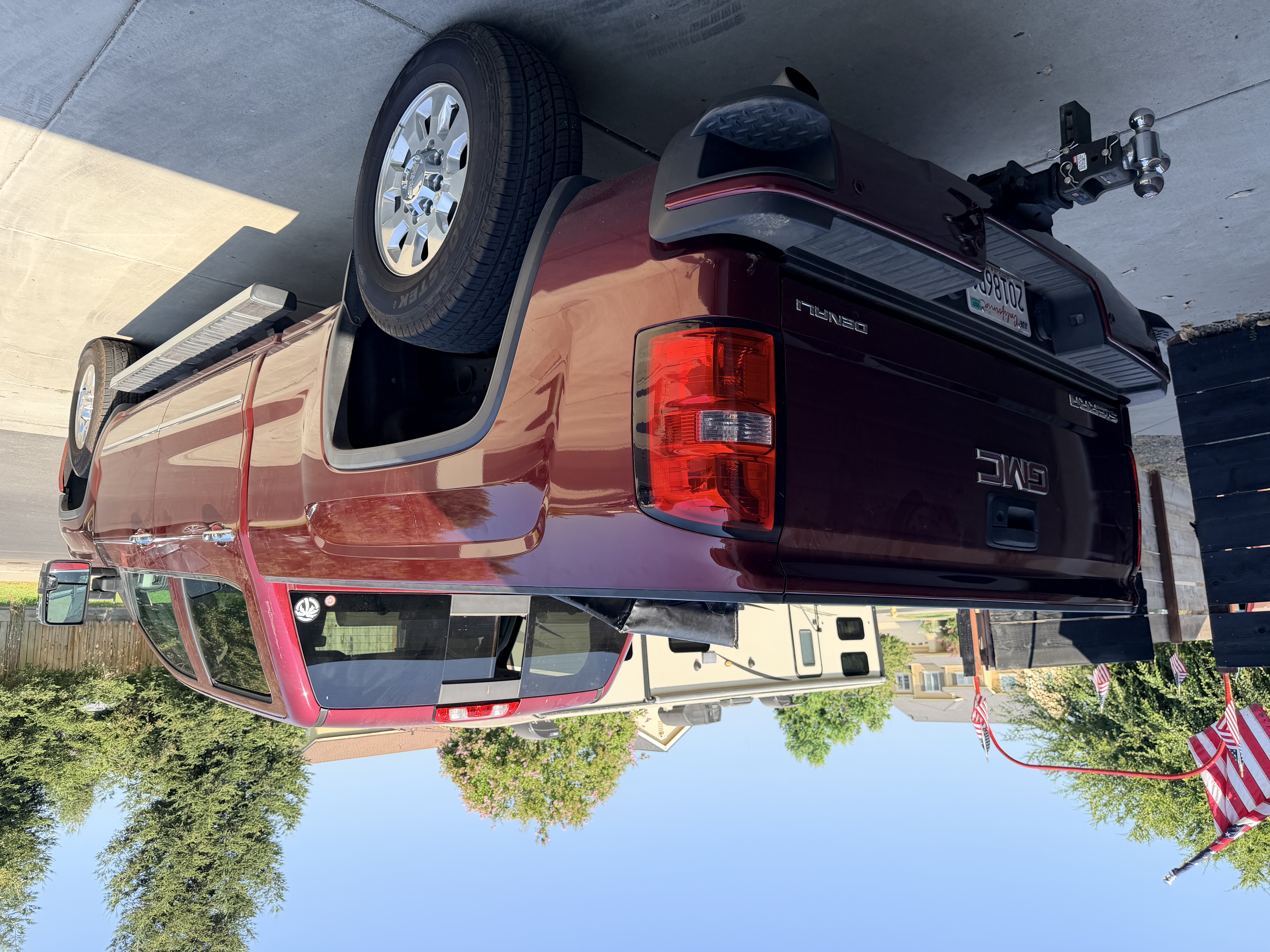 Used 2015 GMC Sierra 2500 Denali w/ Driver Alert Package RWD image 5