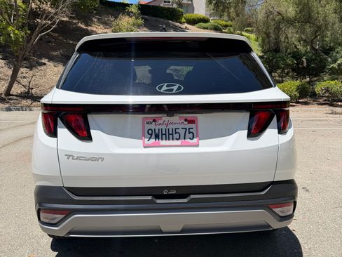 Used 2025 Hyundai Tucson SEL FWD image 10