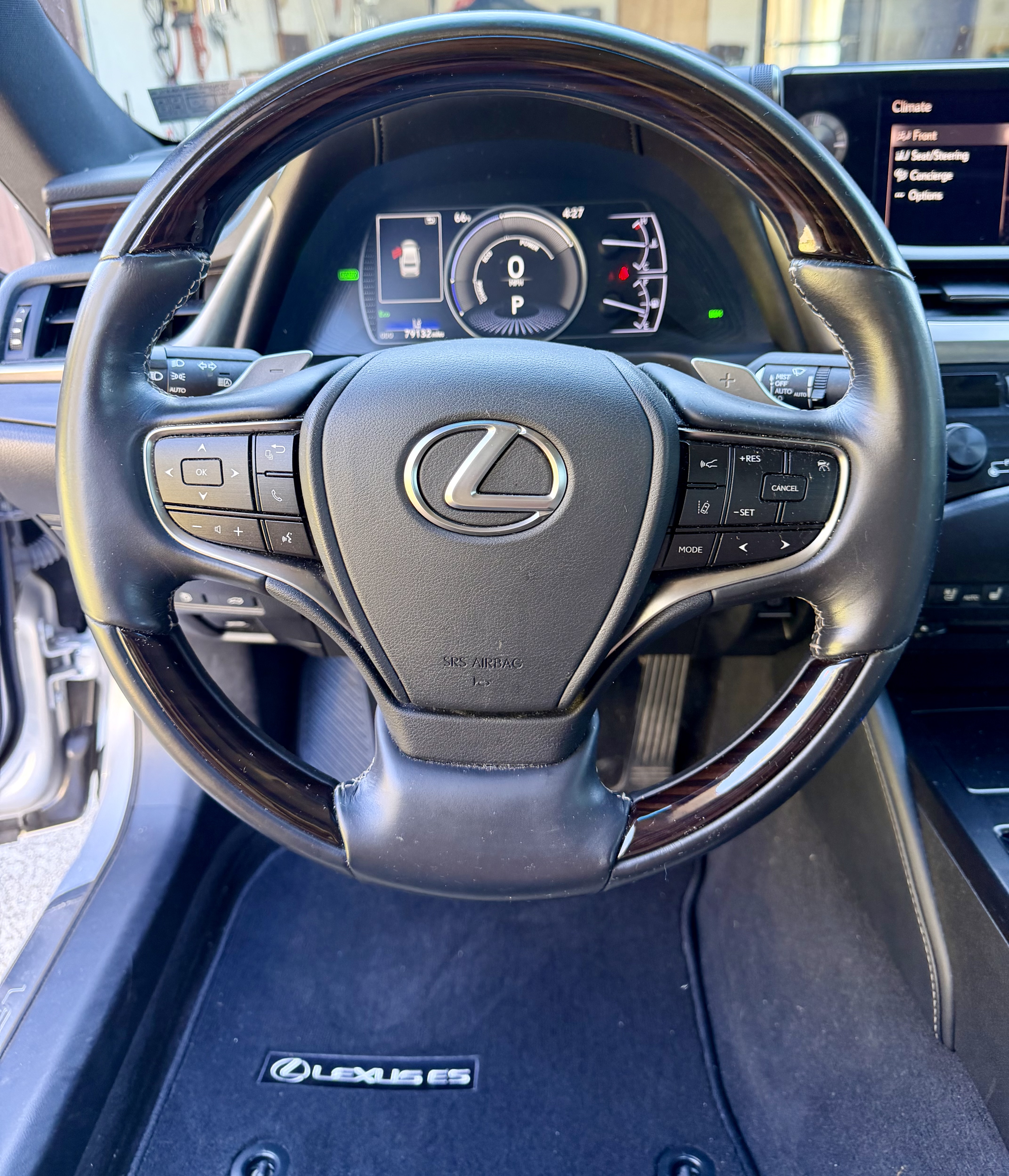 Used 2019 Lexus ES 300h FWD image 12