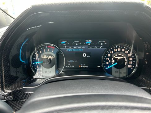 Used 2019 Ford F150 Lariat w/ Equipment Group 502A Luxury image 11