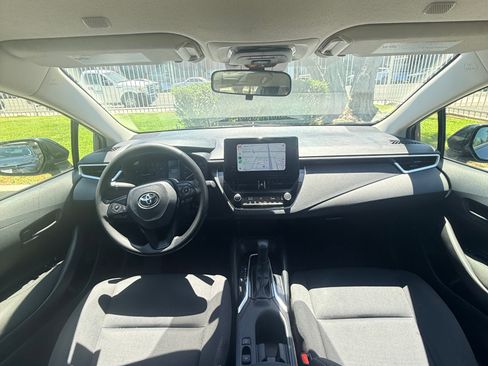 Used 2024 Toyota Corolla LE FWD image 13