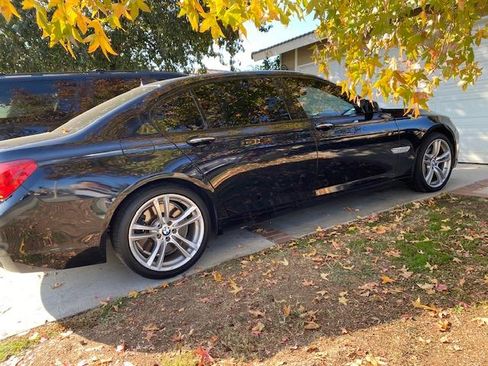 Used 2012 BMW 750Li image 5