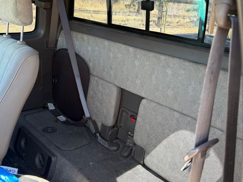 Used 2000 Toyota Tacoma PreRunner RWD image 8